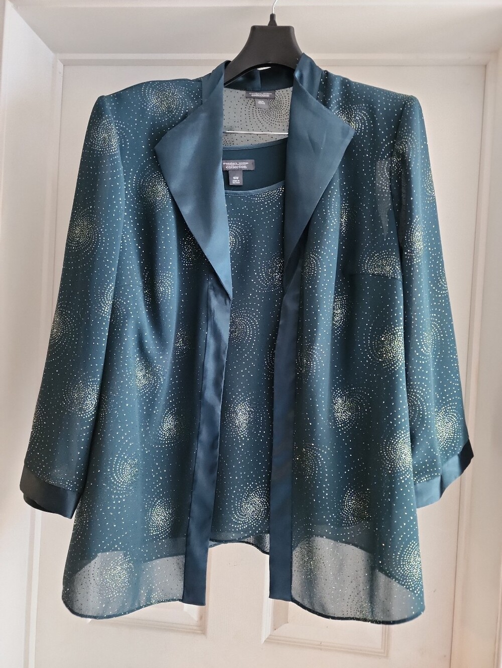 Dressbarn Woman Collection Open-Front Blazer Shimmer Dot Swirl Tank Set